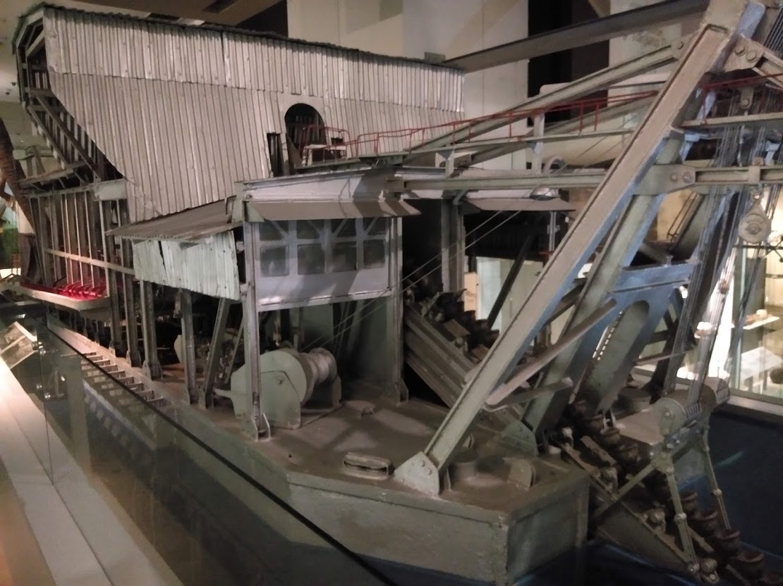 A tin dredge model from 1938, as seen in Muzium Negara.